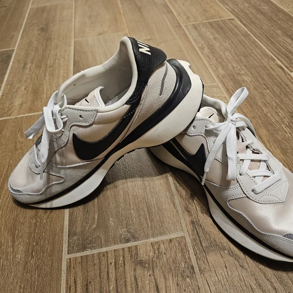 Women's Summit White/SANDDRIFT/SAIL/Black Shoes - Picture 3 of 7